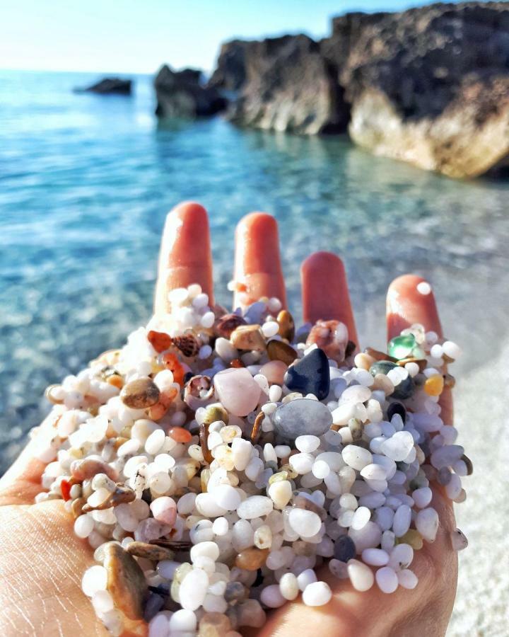 Agriturismo Amici Càbras Eksteriør bilde